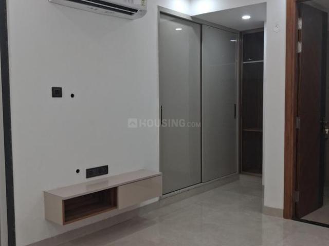 5 BHK Apartment in Sector 18 Dwarka for resale New Delhi. The reference number is 20781152