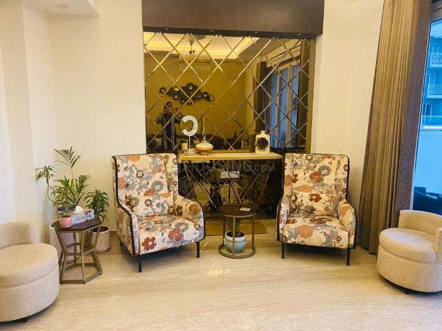 5 BHK Apartment in Sector 107 for rent Noida. The reference number is 20962839