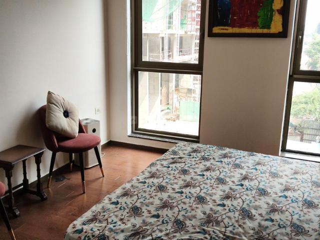 5 BHK Apartment in Sector 65 for rent Gurgaon. The reference number is 21152410