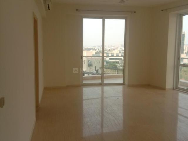 5 BHK Apartment in Sector 62 for resale Gurgaon. The reference number is 21263180