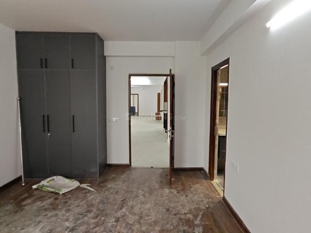 5 BHK Apartment in Sector 88 for rent Faridabad. The reference number is 20682929