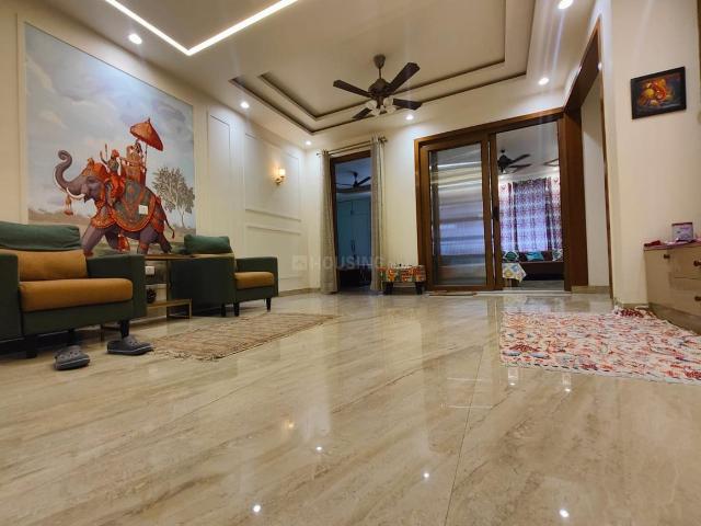 5 BHK Apartment in Sector 88 for rent Faridabad. The reference number is 21048019