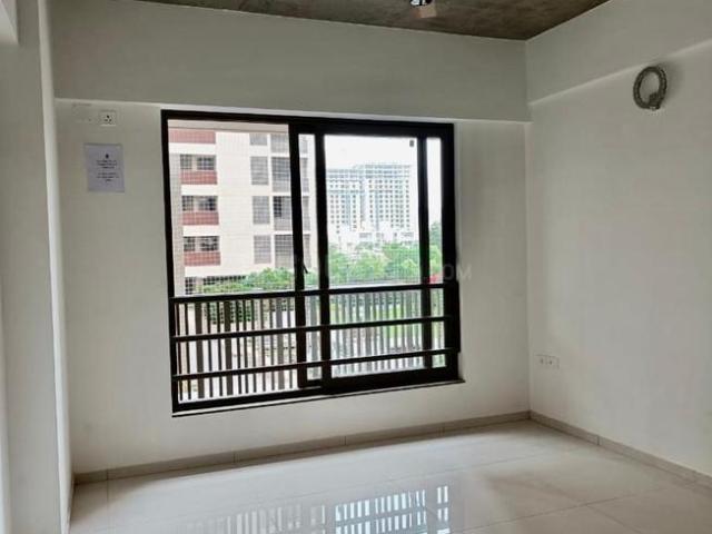 5 BHK Apartment in Shela for rent Ahmedabad. The reference number is 20725769