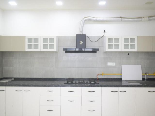 5 BHK Apartment in Shela for rent Ahmedabad. The reference number is 20739084