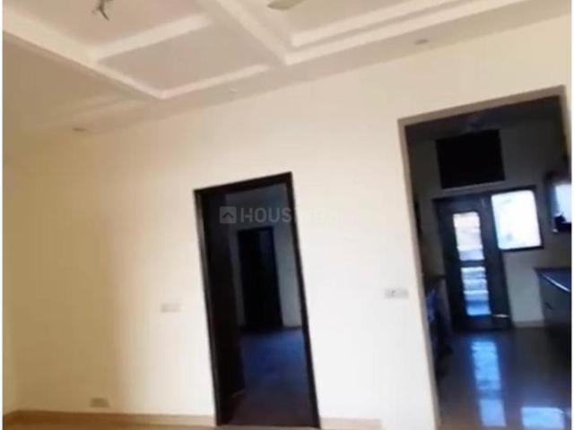 5 BHK Apartment in Peer Muchalla for resale Zirakpur. The reference number is 21265107