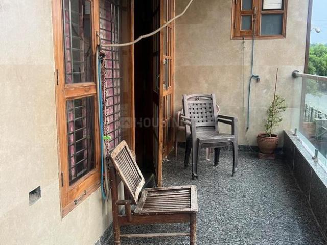 5 BHK Apartment in Rajendra Nagar for resale Ghaziabad. The reference number is 19665408