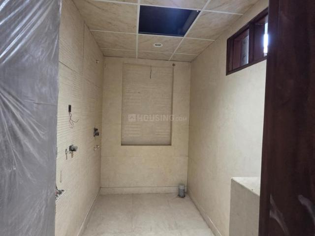 5 BHK Apartment in Rajendra Nagar for resale Ghaziabad. The reference number is 21362575