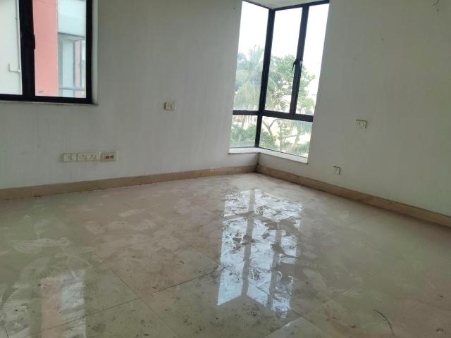 5 BHK Apartment in Regent Park for resale Kolkata. The reference number is 21147969