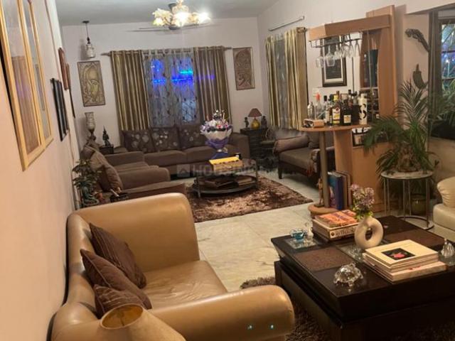 5 BHK Apartment in Vasant Kunj for resale New Delhi. The reference number is 11874054