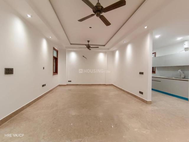 5 BHK Apartment in Vasant Kunj for resale New Delhi. The reference number is 19925273