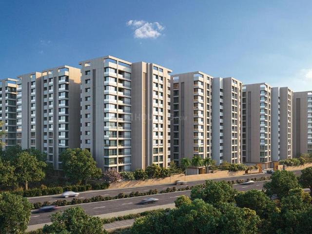 5 BHK Apartment in Vesu for resale Surat. The reference number is 19661312