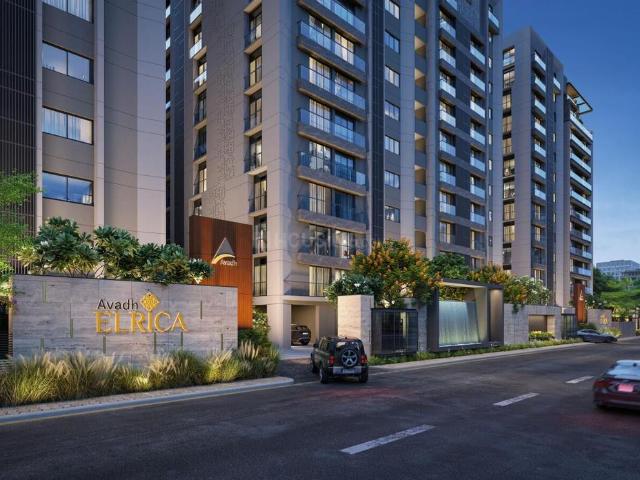 5 BHK Apartment in Vesu for resale Surat. The reference number is 19661907