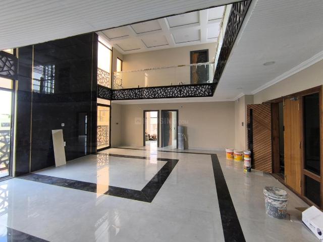 5 BHK Duplex in Banaswadi for rent Bengaluru. The reference number is 21027991