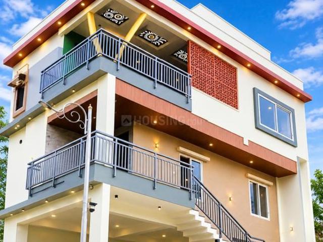 5 BHK Duplex in Bhugatahally for resale Mysore. The reference number is 21167278