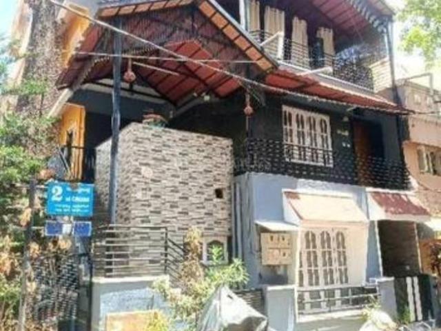 5 BHK Duplex in Ganganagar for resale Bengaluru. The reference number is 20384584