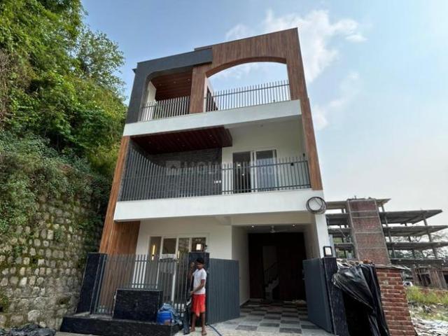 5 BHK Duplex in Kulhan for resale Dehradun. The reference number is 20567982