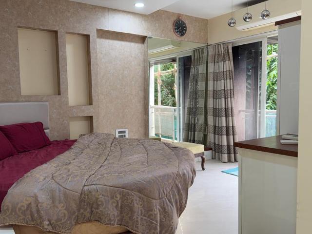 5 BHK Duplex in Kurla West for resale Mumbai. The reference number is 20757226
