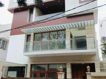 5 BHK Duplex in JP Nagar for resale Bengaluru. The reference number is 20376000