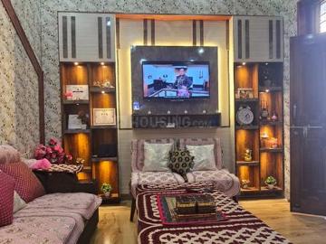 5 BHK Duplex in Laxman Chowk for resale Dehradun. The reference number is 19179786