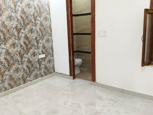 5 BHK Duplex in Modipuram for resale Meerut. The reference number is 21001172