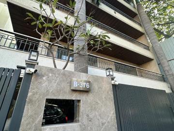 5 BHK Duplex in New Friends Colony for resale New Delhi. The reference number is 19224017