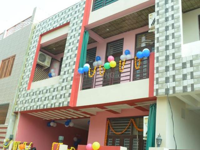 5 BHK Duplex in Newada for rent Varanasi. The reference number is 19438177