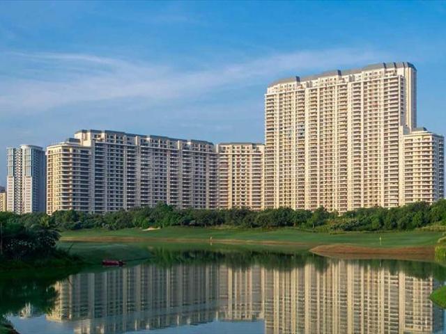 5 BHK Duplex in Sector 42 for rent Gurgaon. The reference number is 19737066