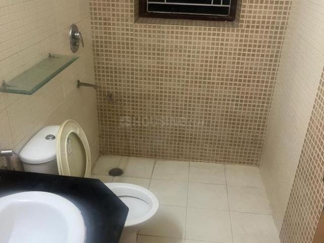 5 BHK Duplex in Sector 52 for rent Gurgaon. The reference number is 21212535