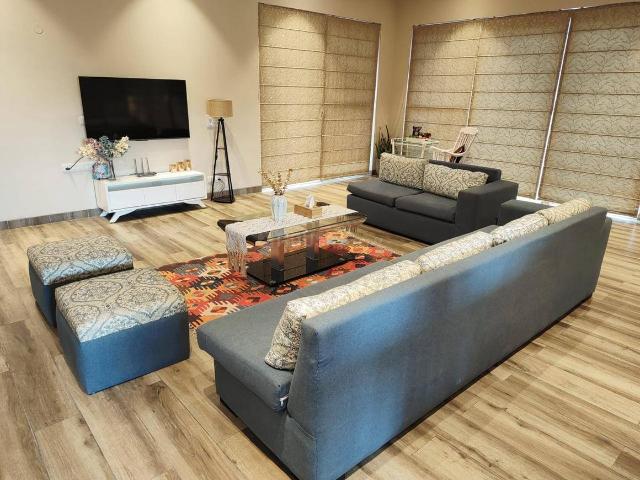 5 BHK Farm House in Chhattarpur for rent New Delhi. The reference number is 20006055