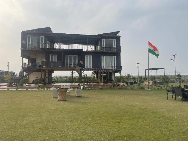 5 BHK Farm House in Sector 158 for resale Noida. The reference number is 19492363