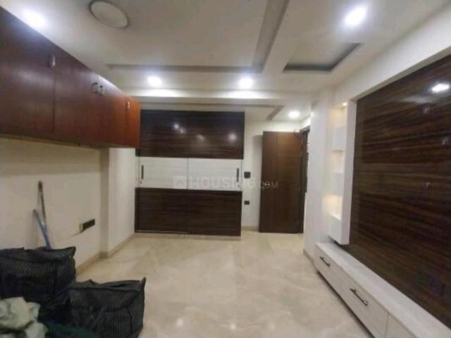 5 BHK Independent Builder Floor in Model Town for rent New Delhi. The reference number is 21040907