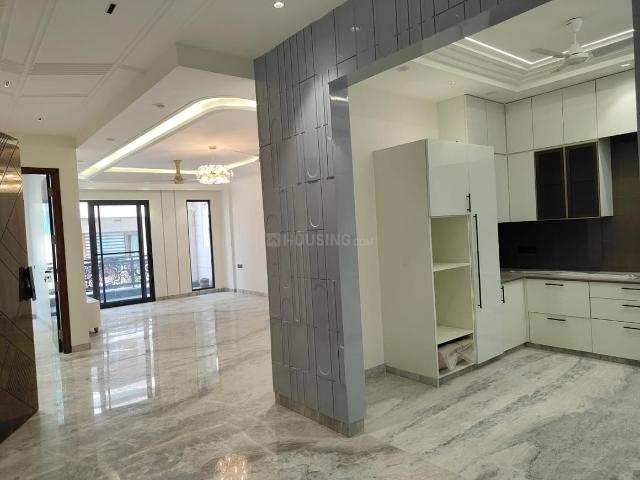 5 BHK Independent Builder Floor in Ashok Vihar for rent New Delhi. The reference number is 19137354