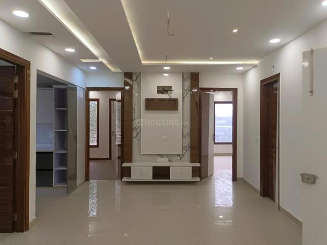 5 BHK Independent Builder Floor in Ashok Vihar for rent New Delhi. The reference number is 19137324