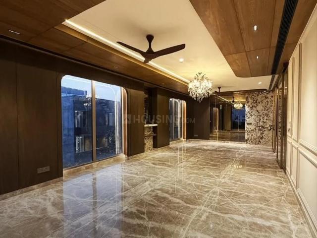 5 BHK Independent Builder Floor in Ashok Vihar for resale New Delhi. The reference number is 19862485