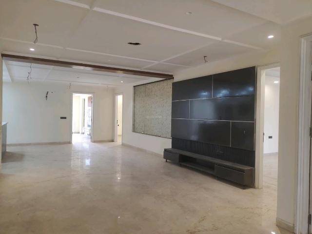 5 BHK Independent Builder Floor in Green Field Colony for resale Faridabad. The reference number is 21249624