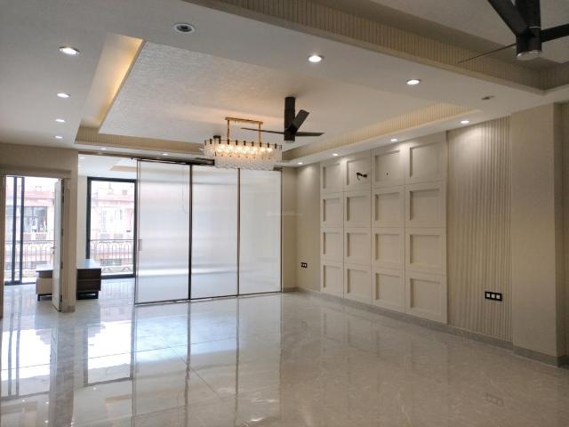 5 BHK Independent Builder Floor in Indirapuram for resale Ghaziabad. The reference number is 16532827