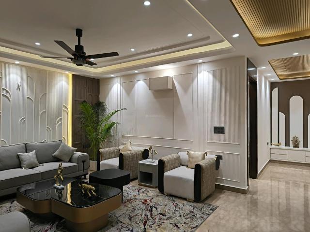 5 BHK Independent Builder Floor in Indirapuram for resale Ghaziabad. The reference number is 20718193