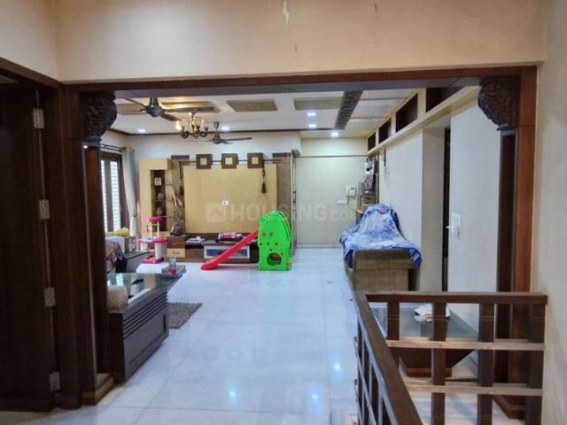5 BHK Independent Builder Floor in Kothrud for resale Pune. The reference number is 20326466