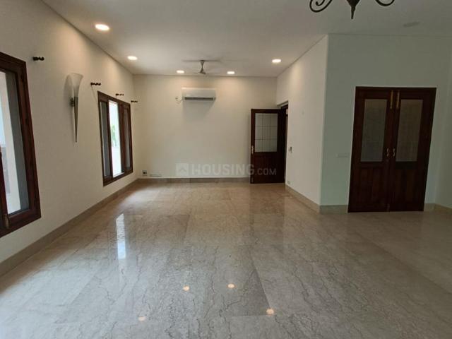 5 BHK Independent Builder Floor in Panchsheel Park for rent New Delhi. The reference number is 20753260
