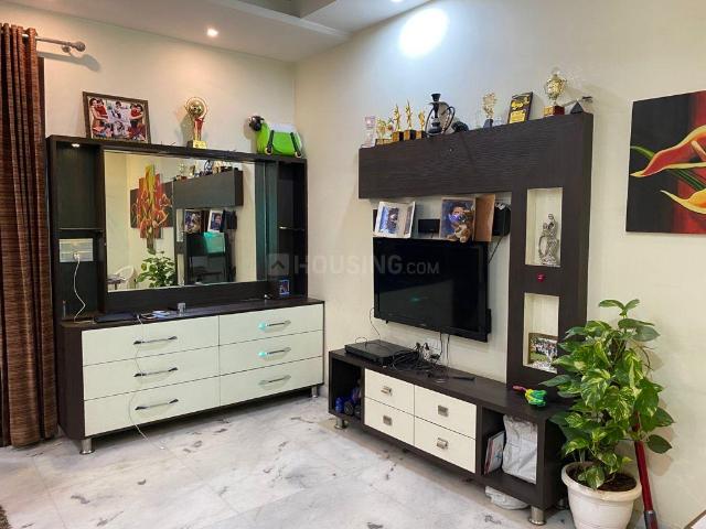 5 BHK Independent Builder Floor in Pitampura for rent New Delhi. The reference number is 14328470