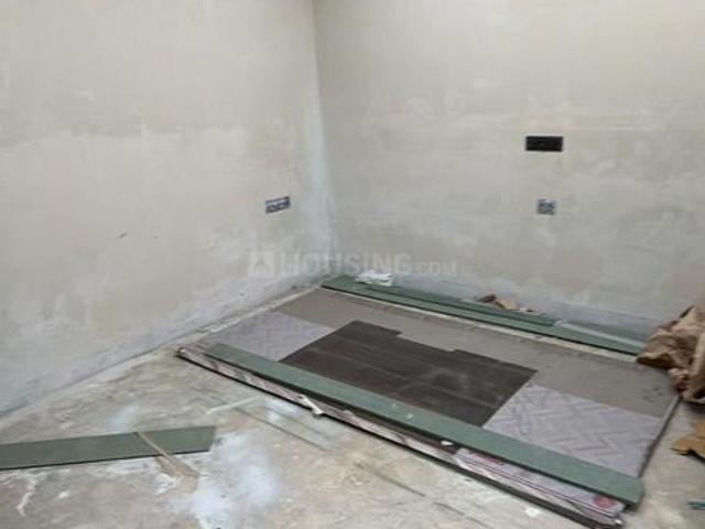 5 BHK Independent Builder Floor in Rajouri Garden for resale New Delhi. The reference number is 20194015
