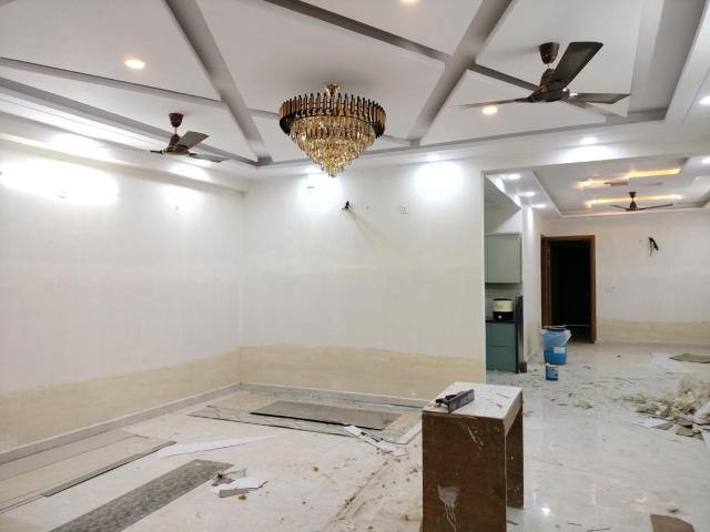 5 BHK Independent Builder Floor in Rajendra Nagar for resale Ghaziabad. The reference number is 18536644