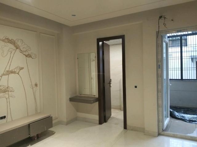 5 BHK Independent Builder Floor in Rajendra Nagar for resale Ghaziabad. The reference number is 19799200