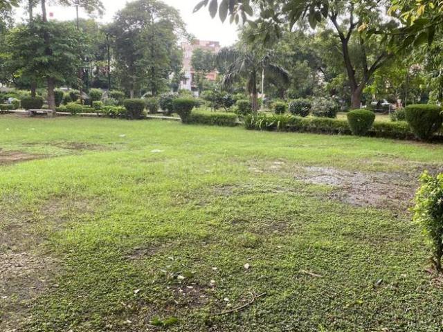 5 BHK Independent Builder Floor in Rajendra Nagar for resale Ghaziabad. The reference number is 20166193