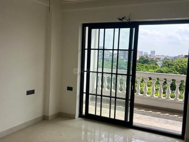 5 BHK Independent Builder Floor in Rajendra Nagar for resale Ghaziabad. The reference number is 21200328