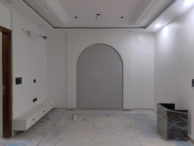 4 BHK Independent Builder Floor in Sector 24 Rohini for resale New Delhi. The reference number is 21069373