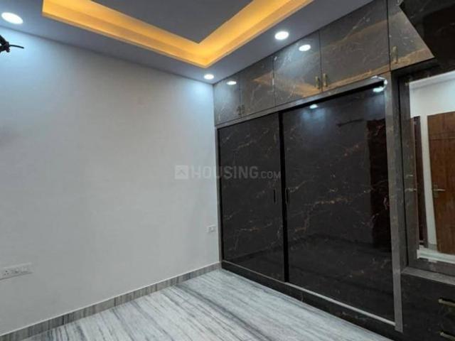 5 BHK Independent Builder Floor in Sector 24 Rohini for resale New Delhi. The reference number is 21122715