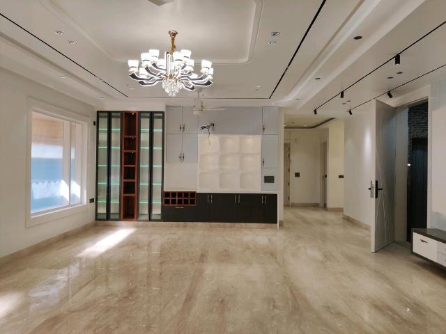 5 BHK Independent Builder Floor in Vaishali for resale Ghaziabad. The reference number is 19765630