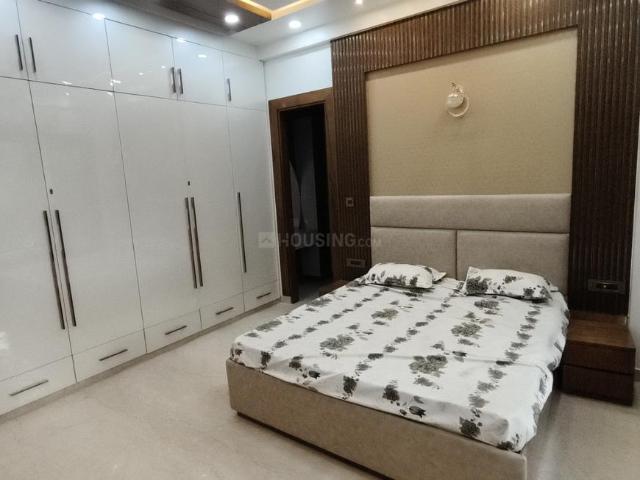 5 BHK Independent Builder Floor in Vaishali for resale Ghaziabad. The reference number is 20517440