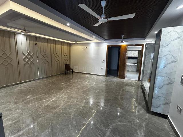 5 BHK Independent Builder Floor in Vasundhara for resale Ghaziabad. The reference number is 20720008
